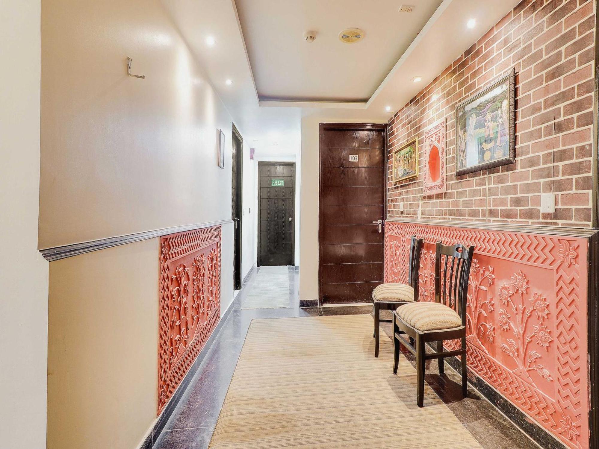 Oyo Flagship Hotel Rudra Palace Agra  Exterior foto