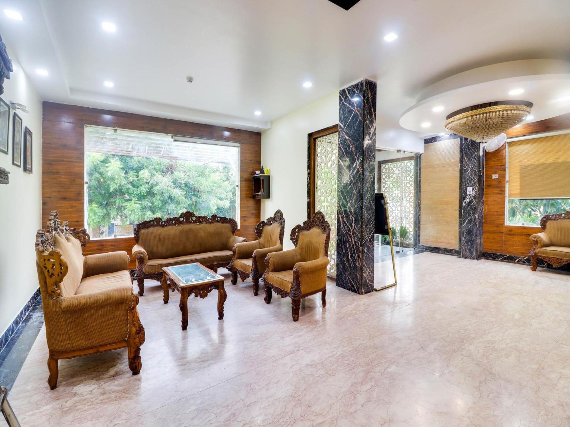Oyo Flagship Hotel Rudra Palace Agra  Exterior foto